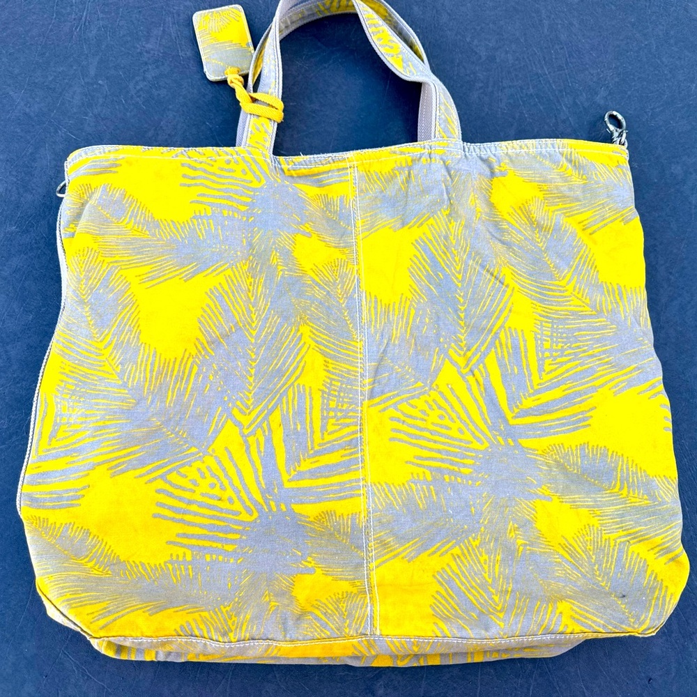 #AERIE #Yellow And Grey Tote Bag #Shoulder Bag Cotton Pockets #beachvibes